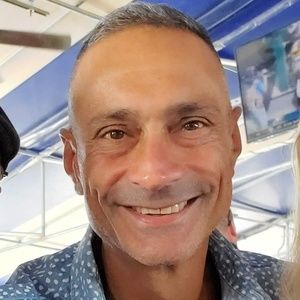 Meet your Posher, Tom